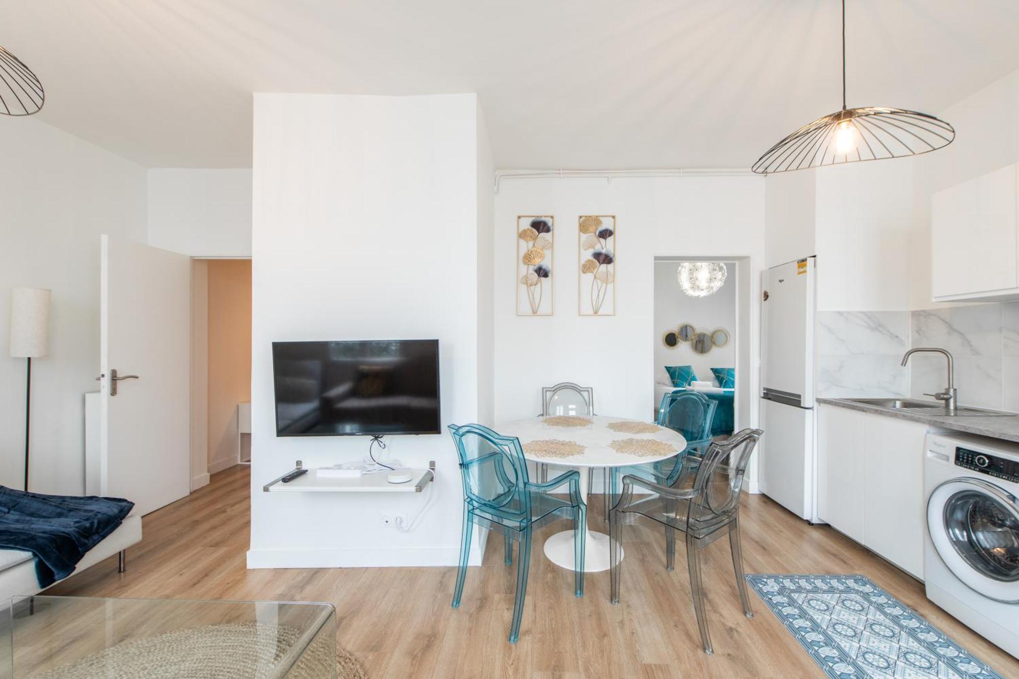 Spacious And Bright 2-Bedroom Large Apartment Very Close To Paris - Near Metro 불로니으 빌렁꾸흐 외부 사진